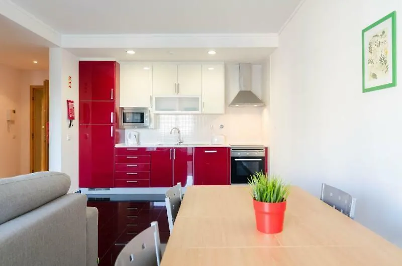 Rocha Tower By Beach Rentals 3*, Praia da Rocha Portugalia