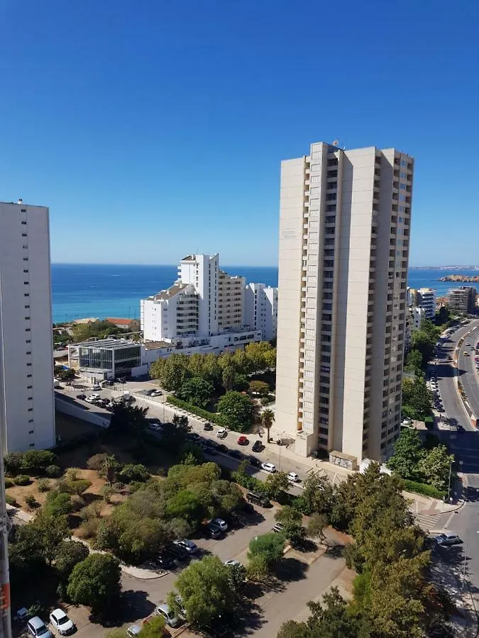 Apart-hotel Rocha Tower By Beach Rentals