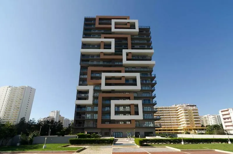 Apart-hotel Rocha Tower By Beach Rentals